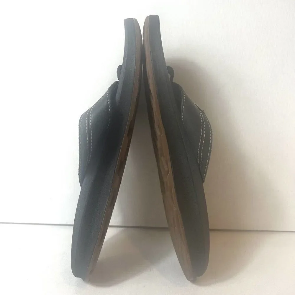 Chaco Classic Men's 8 Black Thong Summer Beach Sandals Slip On Casual Flip Flops